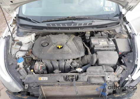 2015 Hyundai Elantra Se z USA, uszkodzony, nr VIN 5NPDH4AE4FH547697